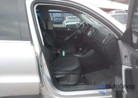 2009 Volkswagen Tiguan Se из США, поврежденный, VIN WVGAV75N09W525990